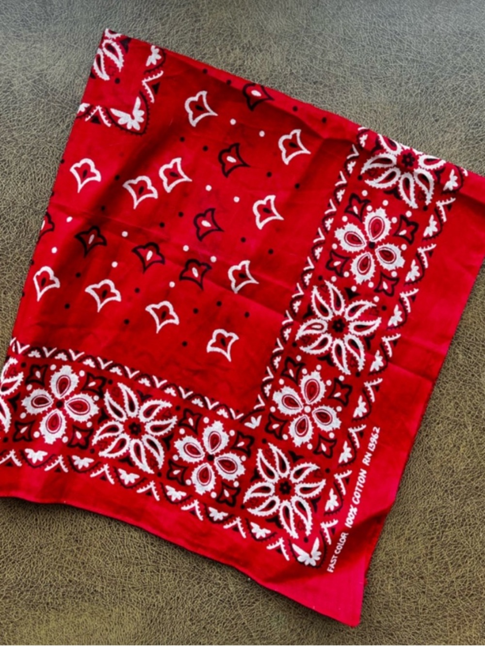 Vintage Fast Color bandana
